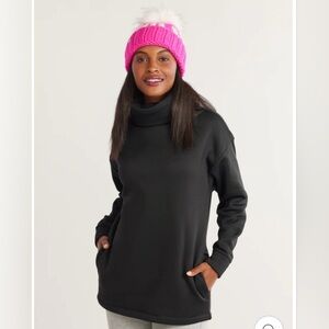 NWT Dudley Stephens Clover Cocoon Tunic Power Stretch Size XS Color Black